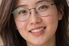编辑结果: 较明显的镜片反光